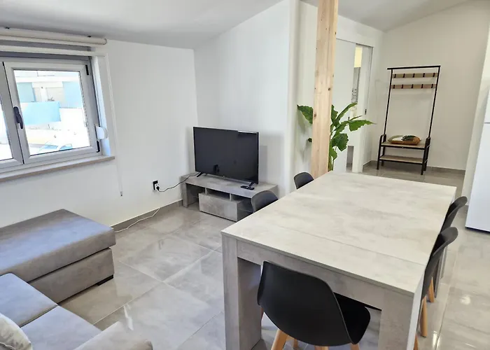 Holidays House 펜션 상 마르티뇨 두 포르투