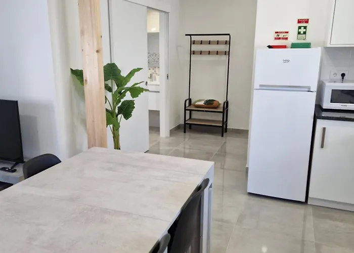 Holidays House 펜션 *